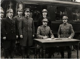 Illustration historique de représentants militaires au moment de l’armistice de 1918